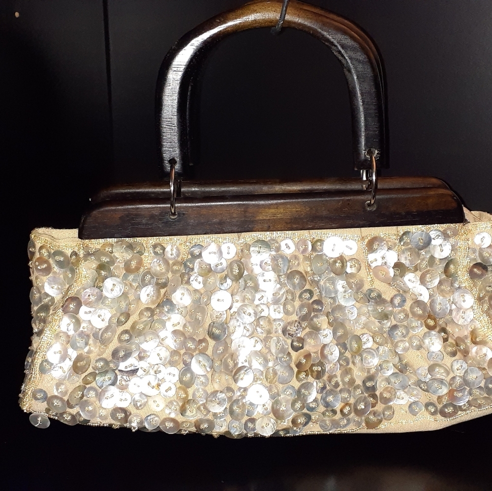 NYE! Vintage Handbag w/shimmering sequins